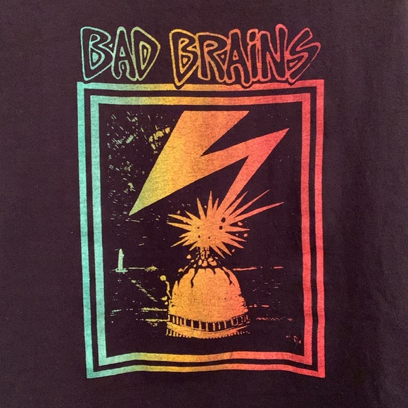 Boys black with rasta fade graphic tee “Bad Brains” - Picture 2 of 7